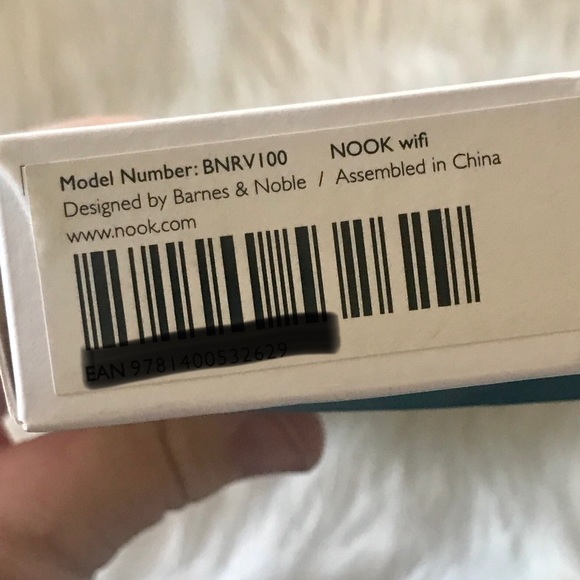 Barnes & Noble | Nook Wifi E-Reader - Picture 7 of 12